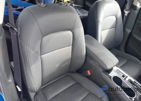 2025 Nissan Altima Sl Awd z USA, uszkodzony, nr VIN 1N4BL4EW5SN328417